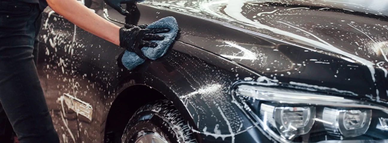Exterior Hand Wash and Wax in Toronto